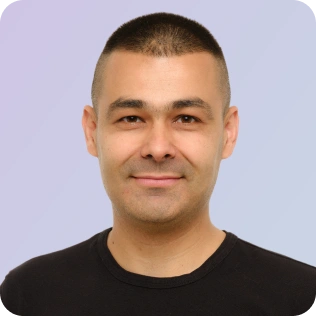 Константин <br class="mobile-break" /> Ковачев photo